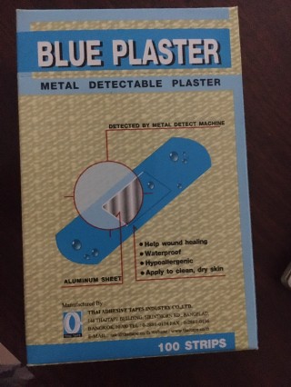 Băng keo cá nhân dùng trong nhà máy chế biến thực phẩm Blue plaster băng keo cá nhân có kim loại Band aid blue detectable