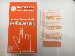 Băng keo cá nhân vải đỏ Innoplast - Băng keo cá nhân vải đỏ - Băng keo cá nhân vải Thailand- Băng keo cá nhân Thailand